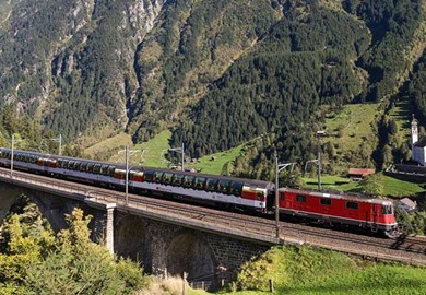 Gotthard Panorama Express Gotthard Panorama Express