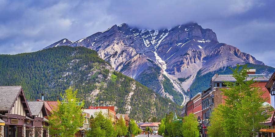 Sightseeing in Banff